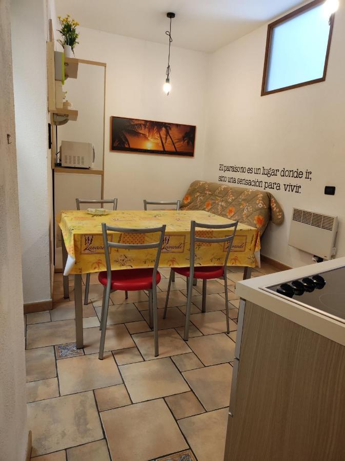 Bilocale Nella Vecchia Citta' Di Mentone 아파트 외부 사진